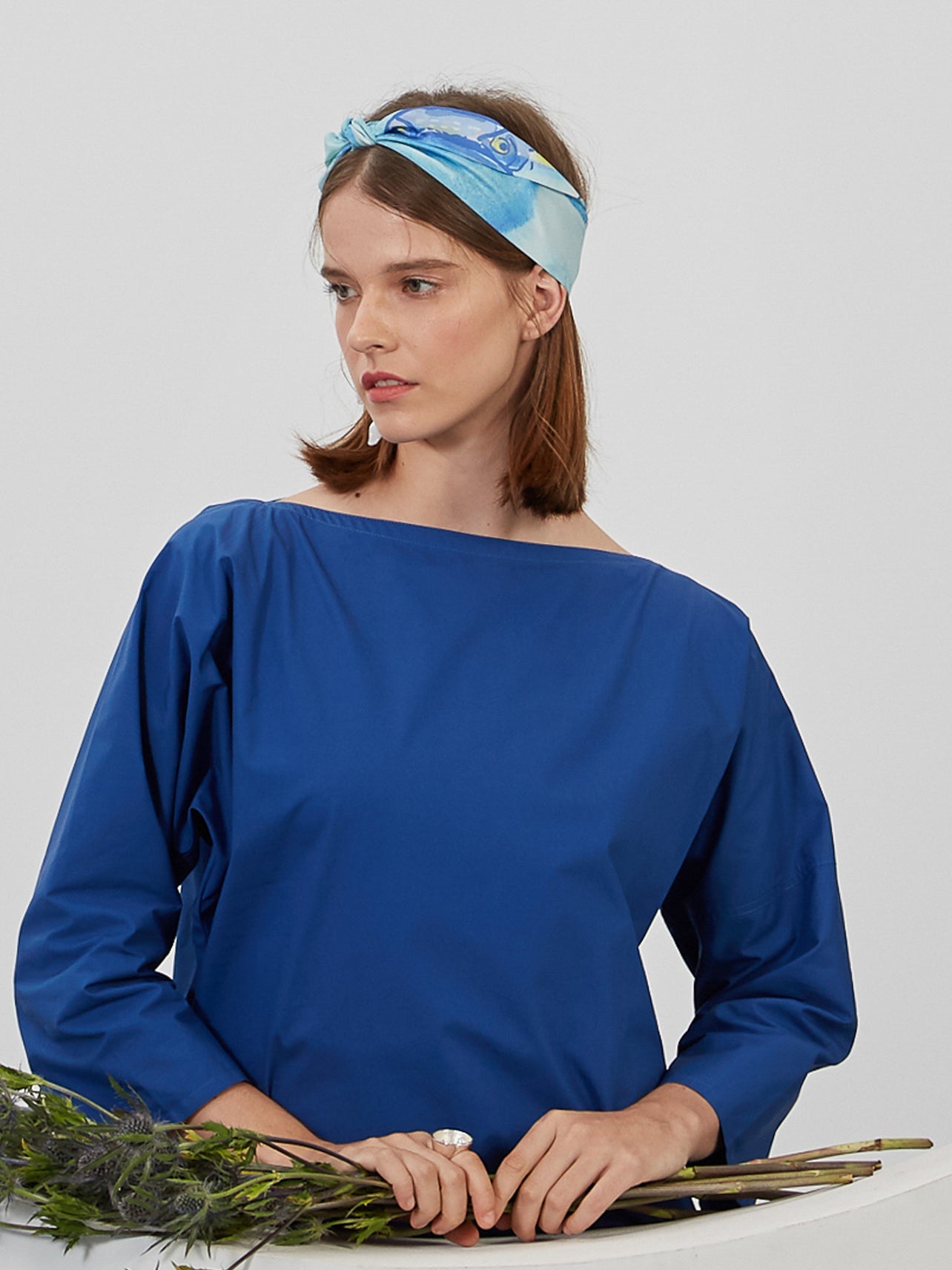 ”Blue Fin“ Silk Skinny Scarf