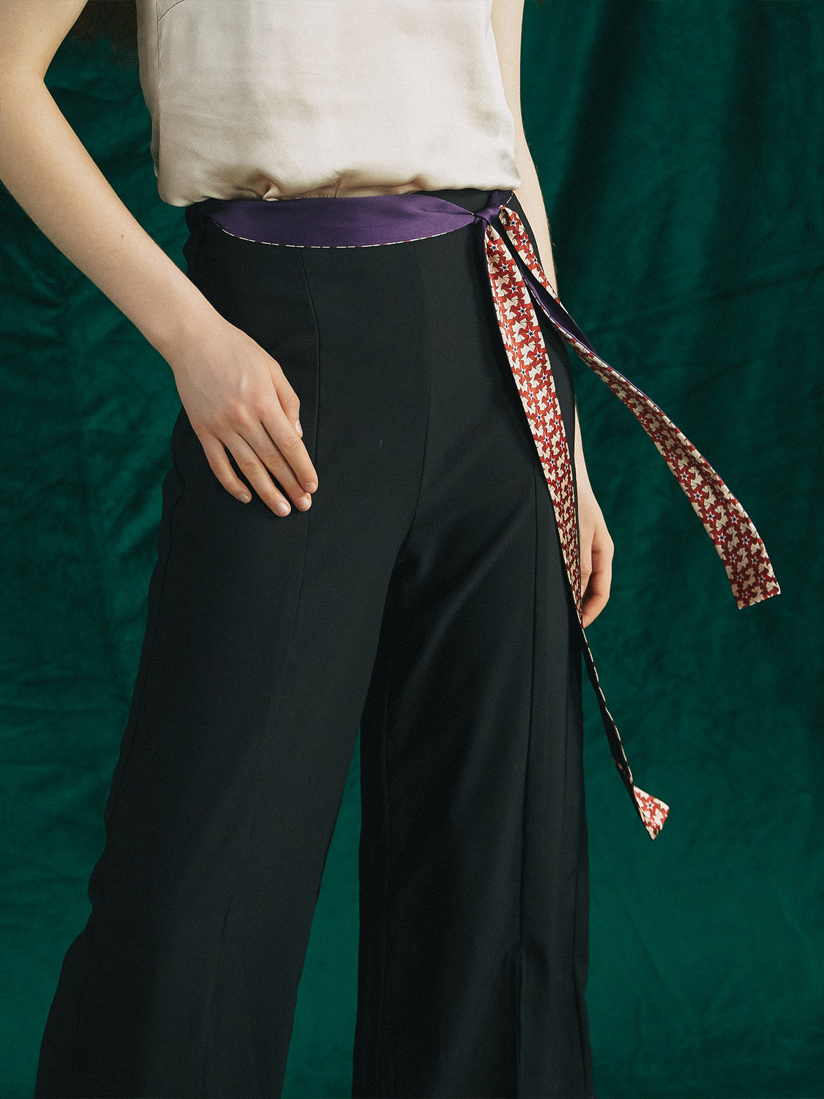 "Secret Garden" Silk Skinny Scarf - Red & Blue