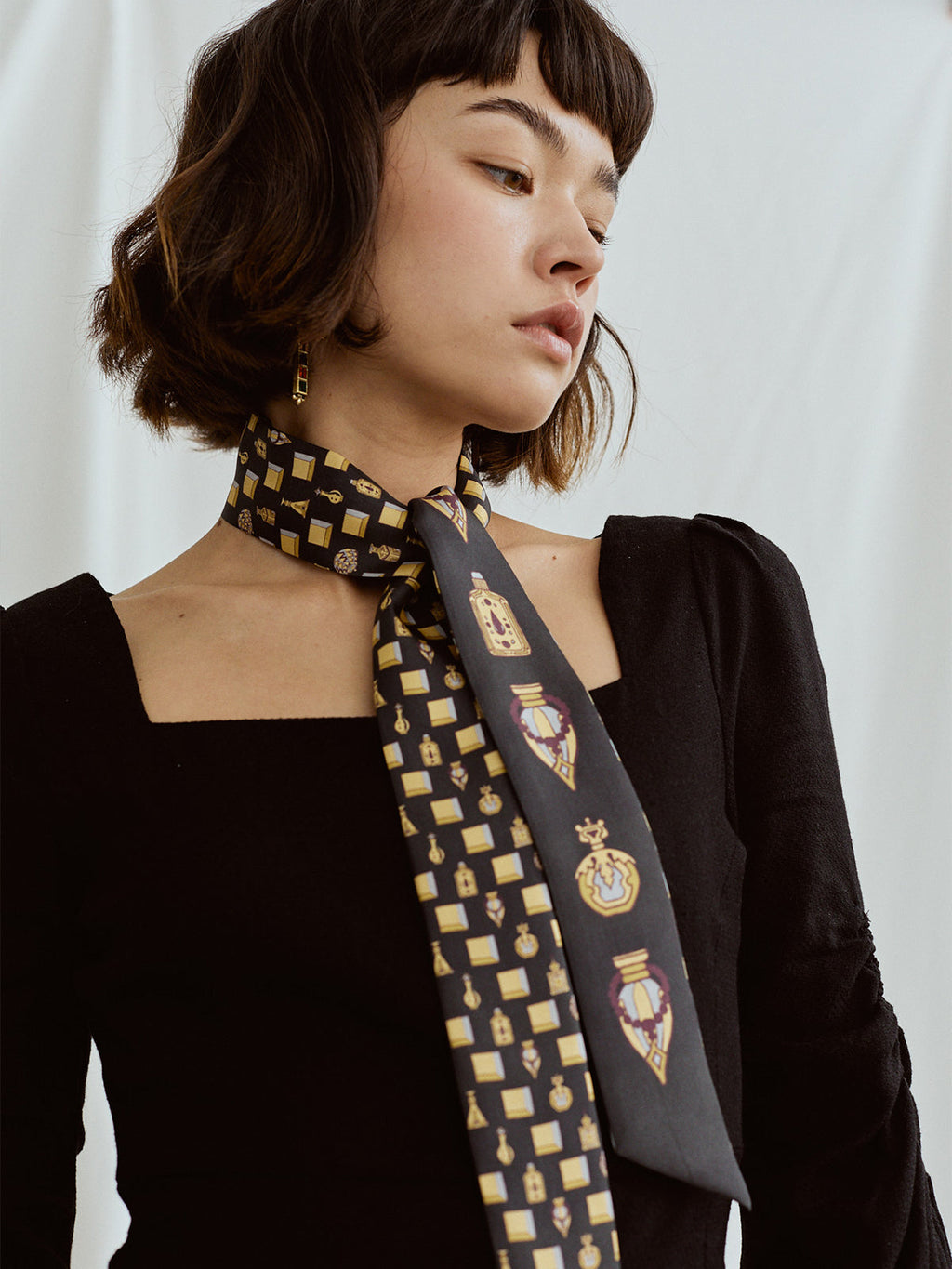 “Amora” Silk Skinny Scarf - Golden & Black