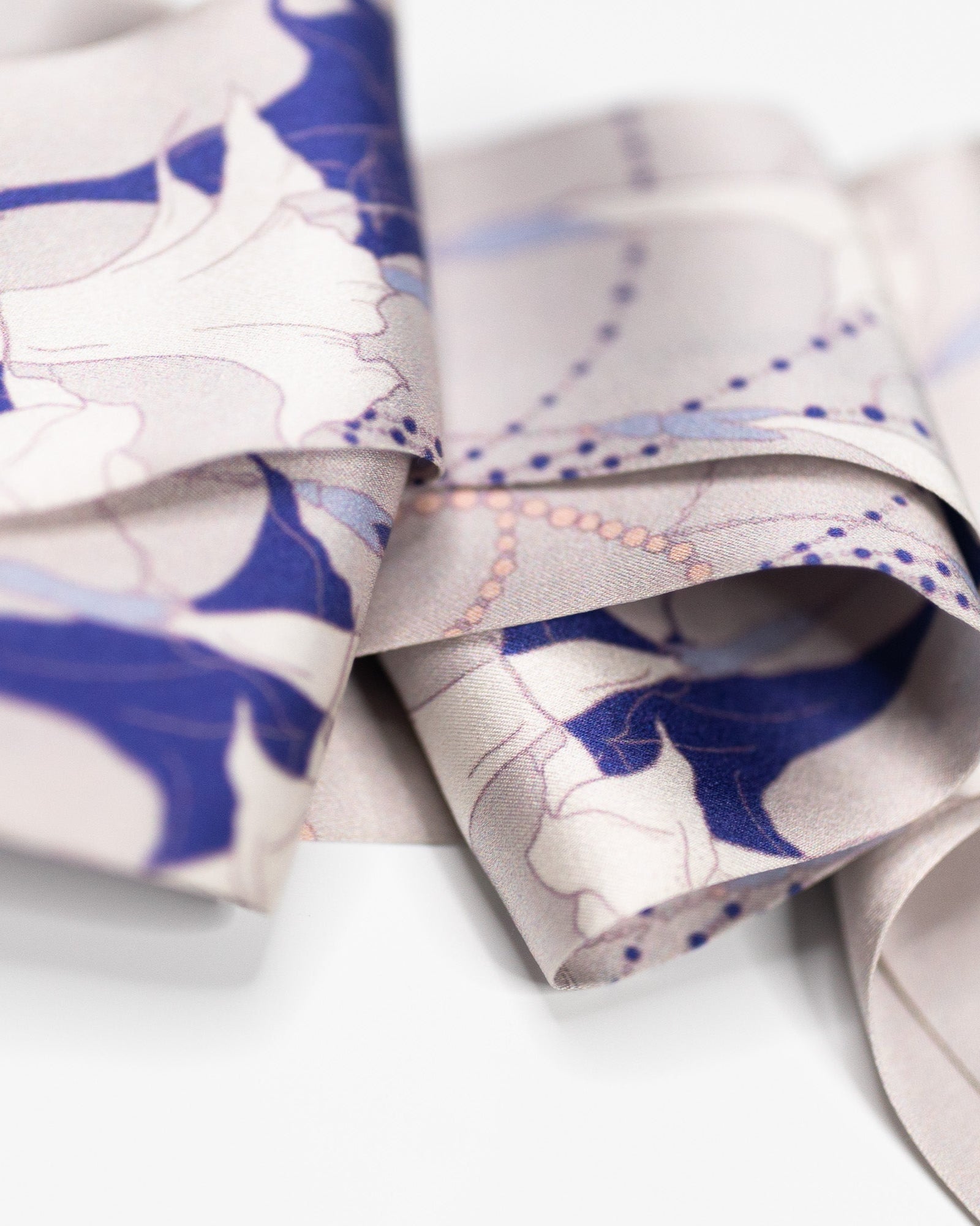 "Datura" Silk Skinny Scarf - Silver Grey