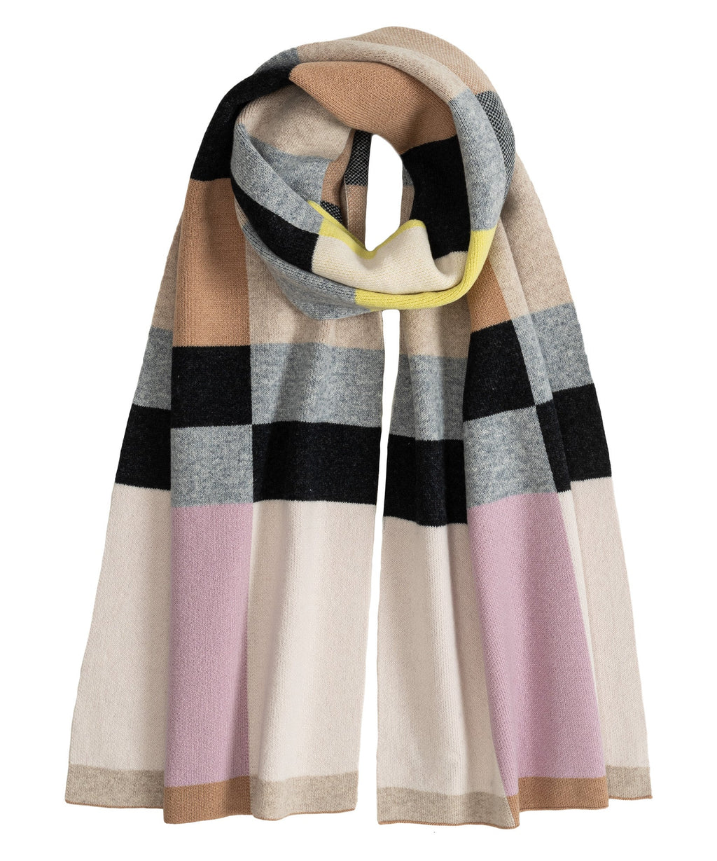 Merino Wool Geo Jacquard Scarf in color black