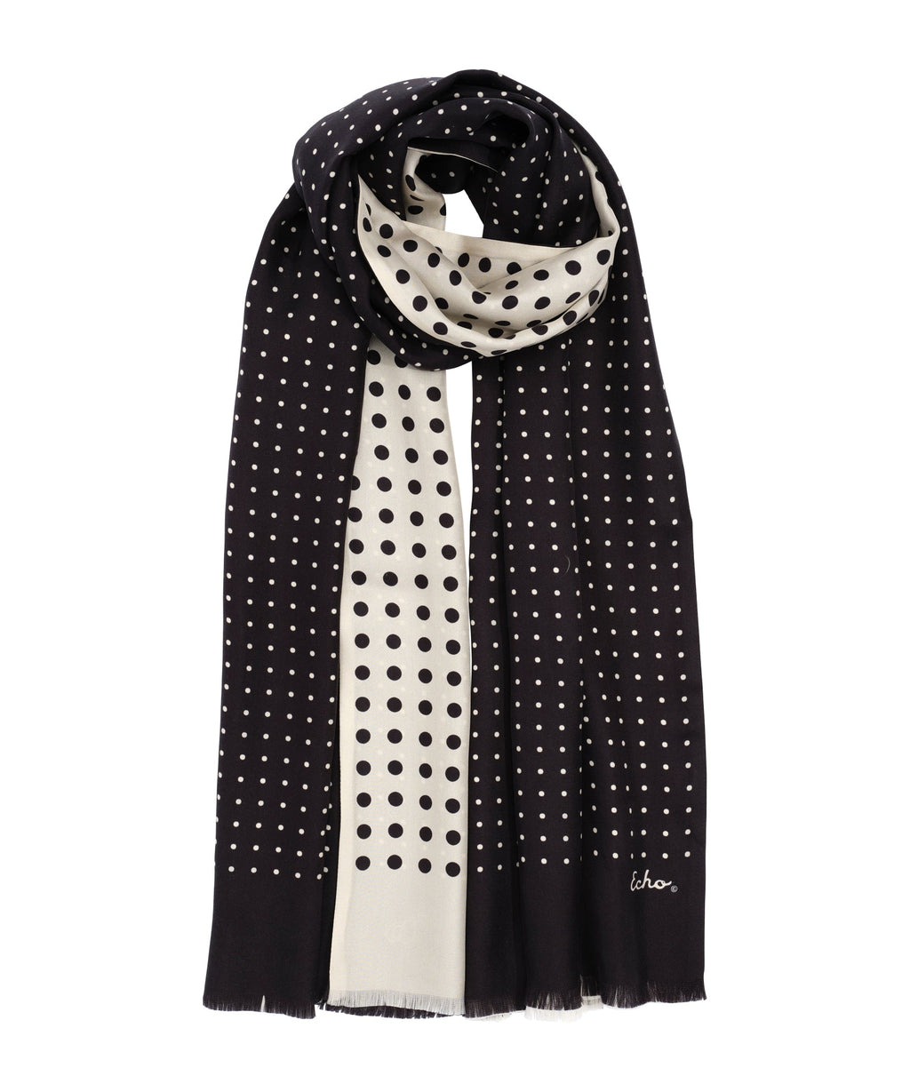 Tubular Dot Scarf in color black