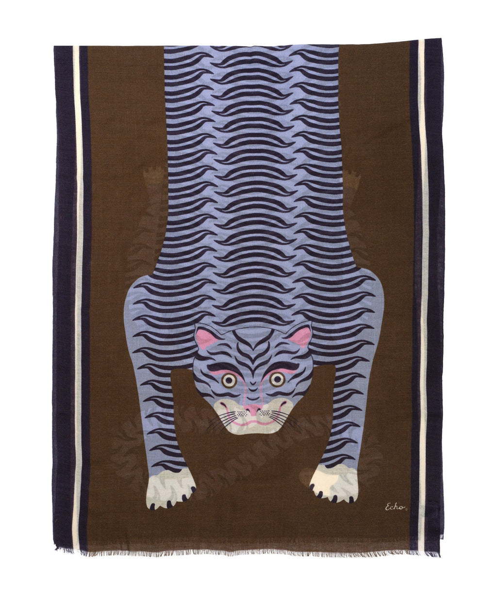 Hear Me Roar Wrap in color olive