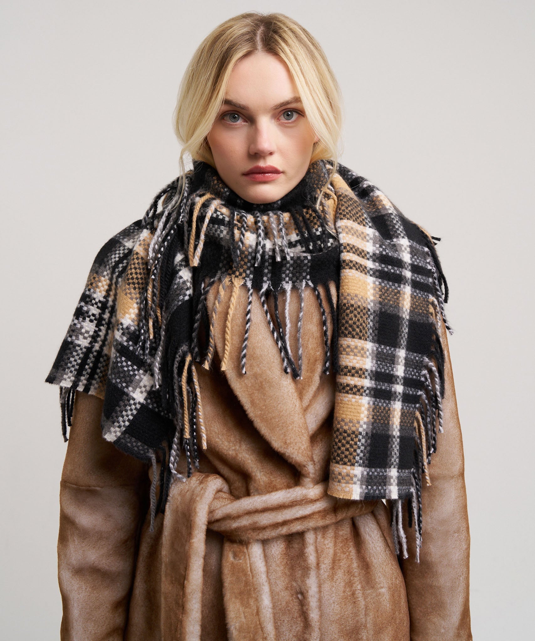 Vintage Plaid Side Fringe Scarf