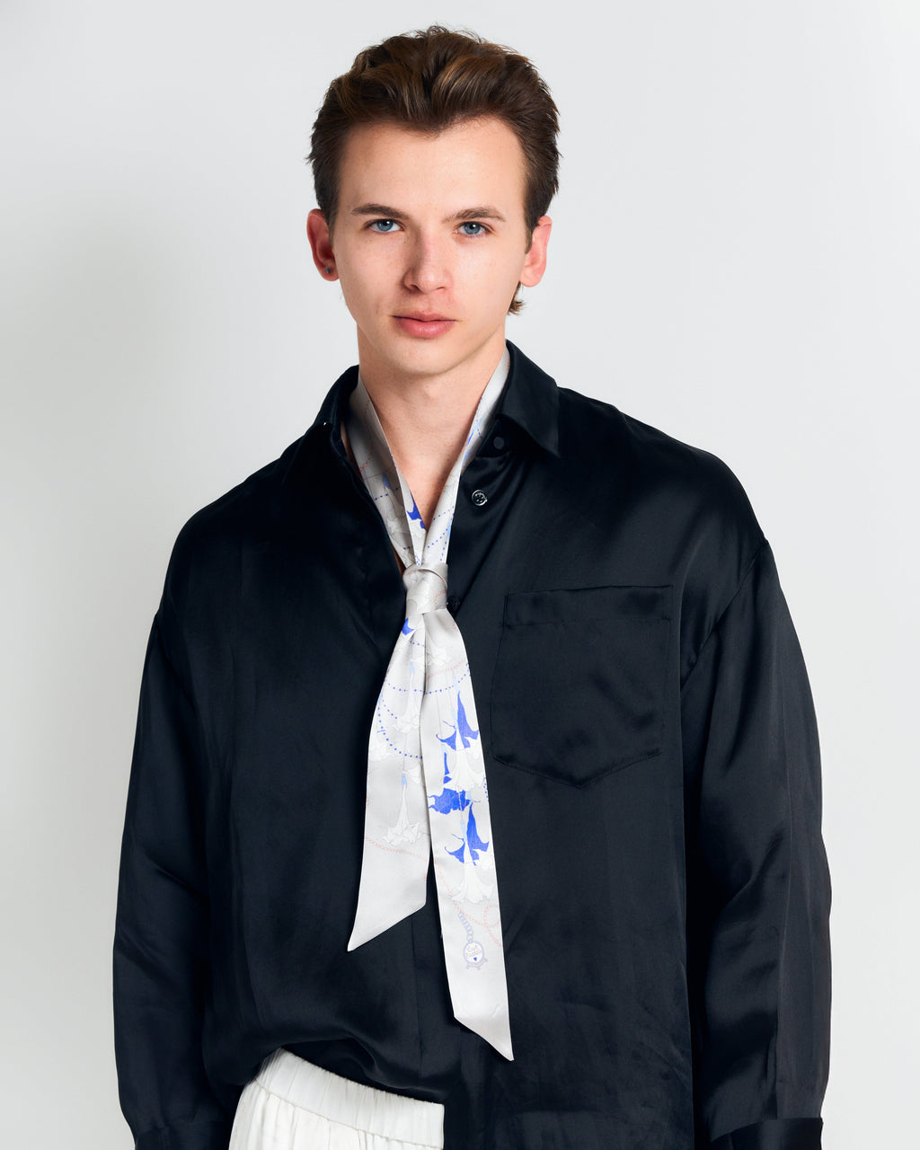 "Datura" Silk Skinny Scarf - Silver Grey