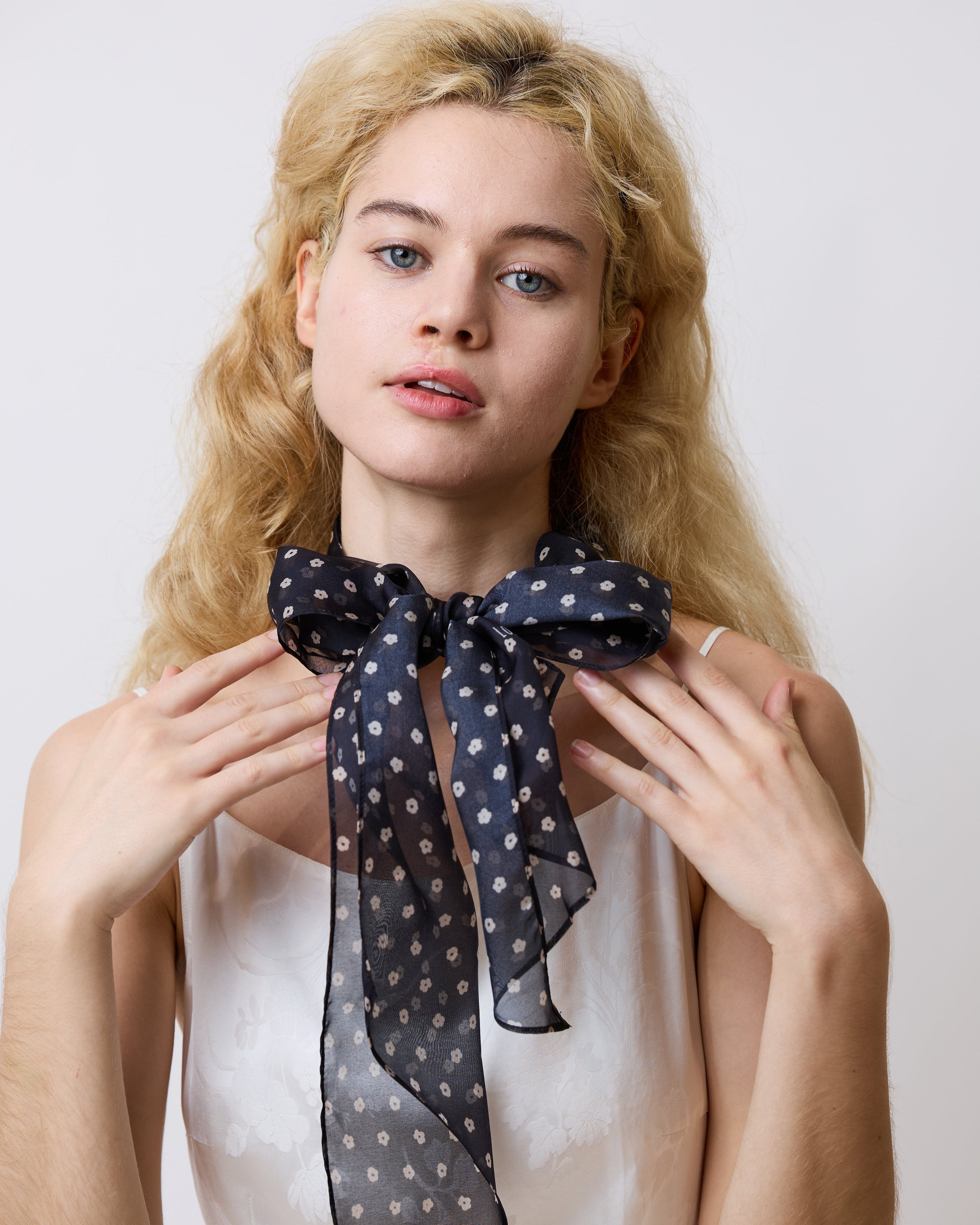 "Petal Veil" Silk Chiffon Neck Scarf - Black