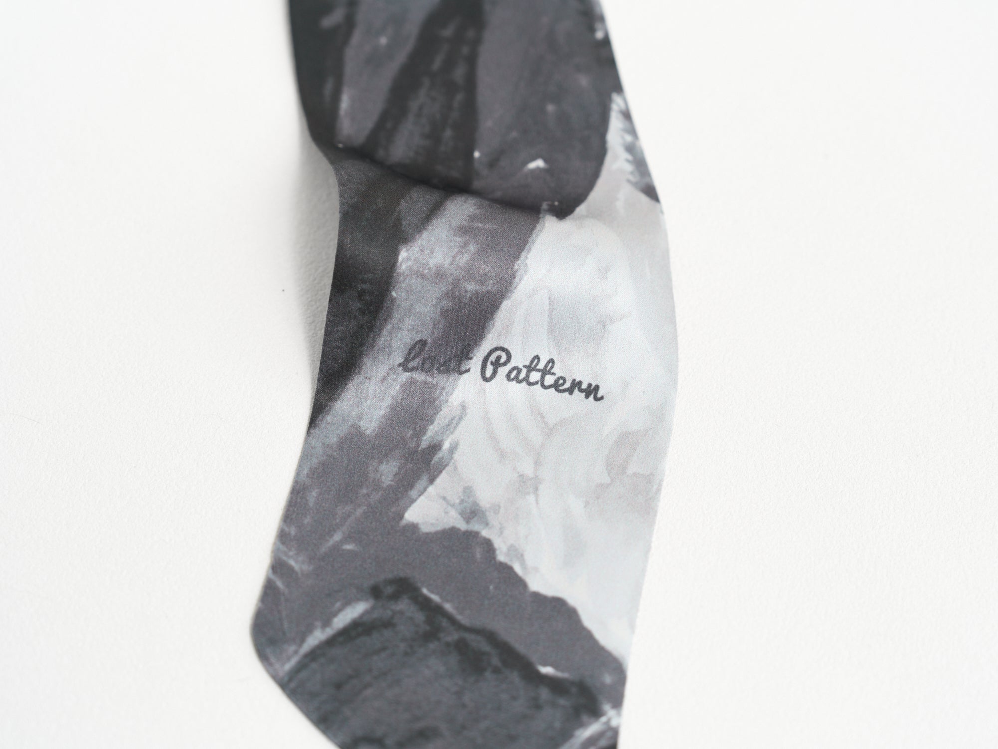 "Himalaya" Silk Neck Bow Scarf