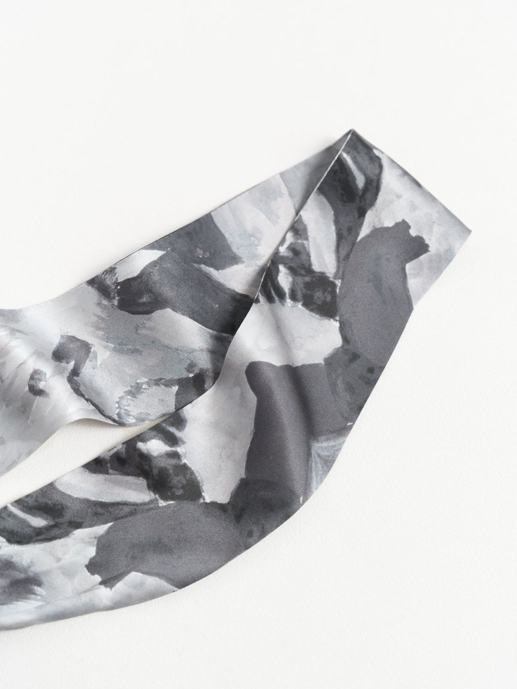 "Himalaya" Silk Neck Bow Scarf