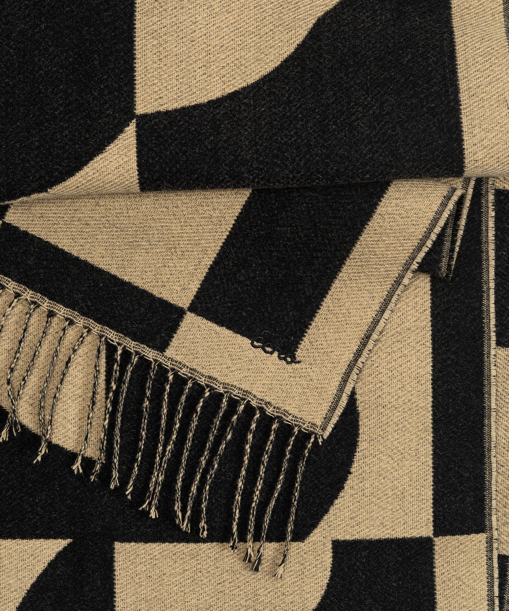 Geo Double Face Jacquard Scarf